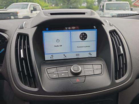 Used 2018 Ford Escape SE w/ SE Sync 3 Package AWD/4WD image 29