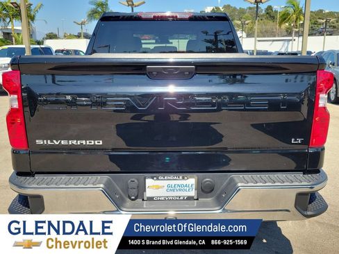 Certified 2024 Chevrolet Silverado 1500 LT AWD/4WD image 12