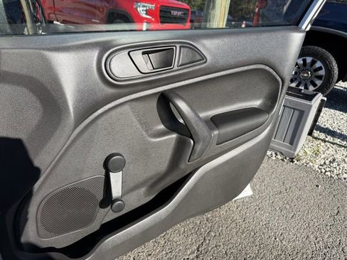 Used 2019 Ford Fiesta S image 6