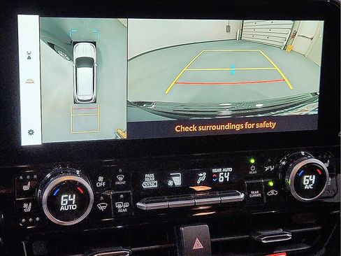 New 2026 Toyota Highlander Platinum AWD/4WD image 10