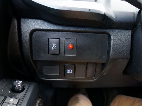 Used 2022 Toyota Tacoma SR image 18