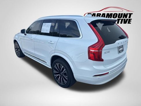 Used 2024 Volvo XC90 T8 Core w/ Climate Package AWD/4WD image 5