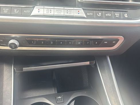 Used 2022 BMW X5 xDrive45e w/ M Sport Package AWD/4WD image 28