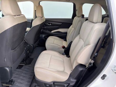 Used 2023 Subaru Ascent Premium w/ Convenience Package AWD/4WD image 21