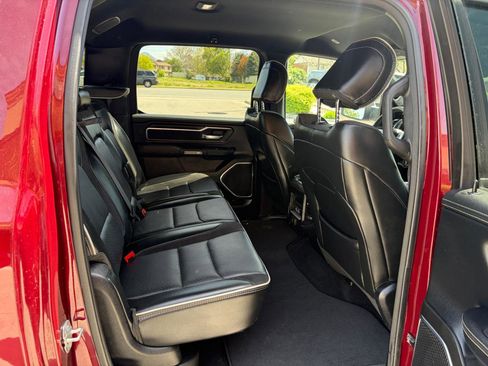 Used 2025 RAM 1500 Laramie AWD/4WD image 6