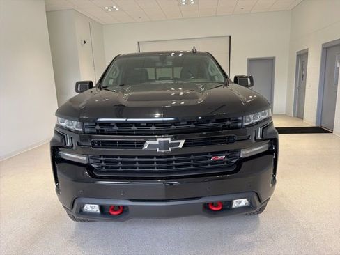 Certified 2019 Chevrolet Silverado 1500 LT Trail Boss image 2