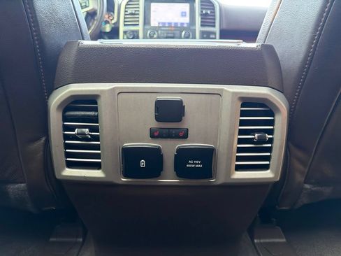 Used 2019 Ford F150 King Ranch w/ Equipment Group 601A Luxury AWD/4WD image 19