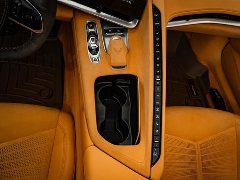 Used 2022 Chevrolet Corvette Stingray Premium Conv w/ 3LT image 45