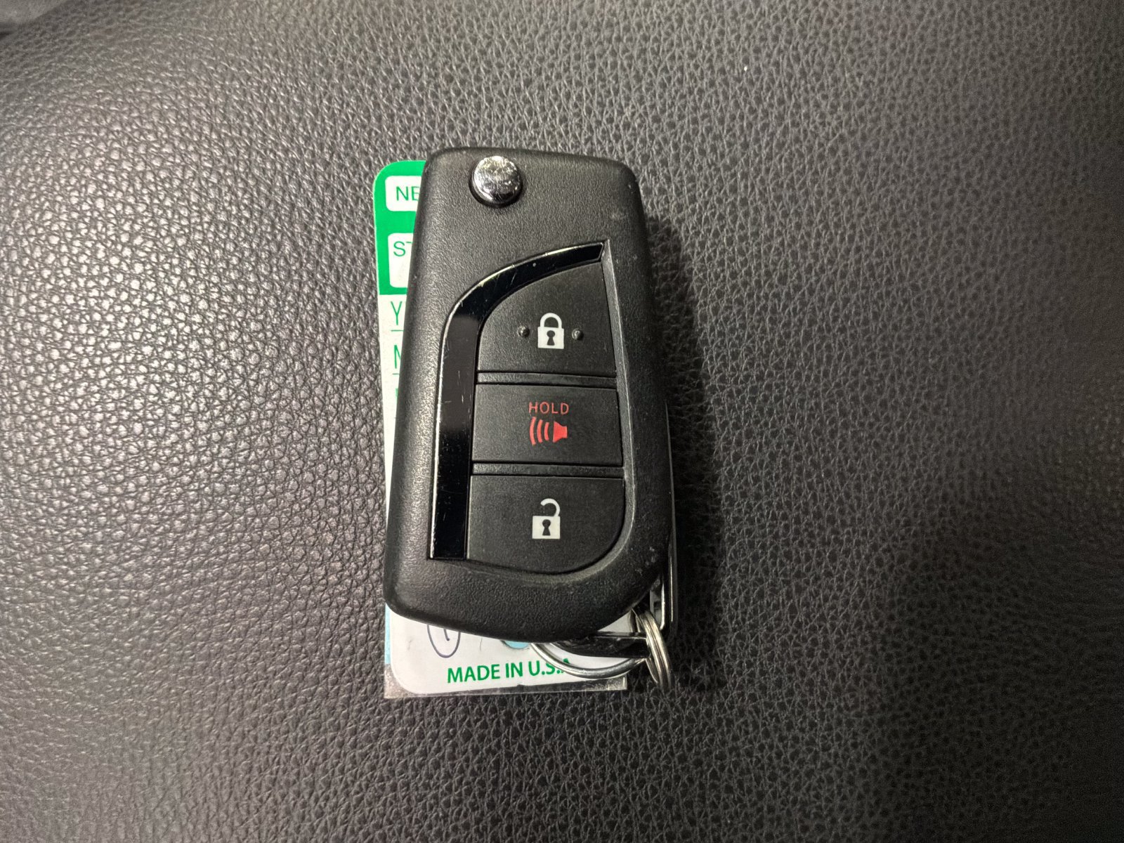 Used 2025 Toyota RAV4 LE AWD/4WD image 13