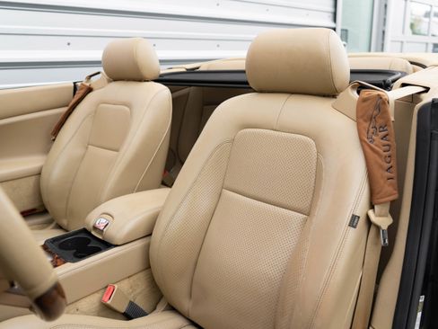 Used 2007 Jaguar XK Convertible RWD image 11