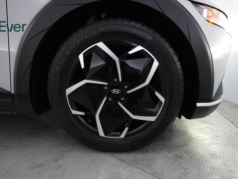 Used 2024 Hyundai Ioniq 5 SEL RWD image 20