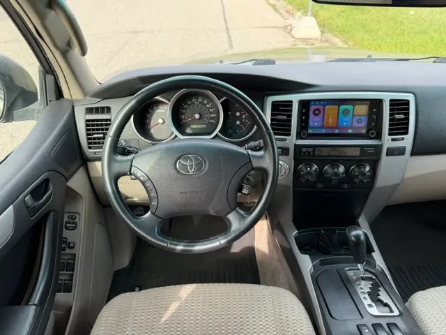 Used 2006 Toyota 4Runner SR5 AWD/4WD image 22