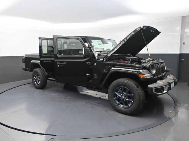 New 2026 Jeep Gladiator Sport AWD/4WD image 28