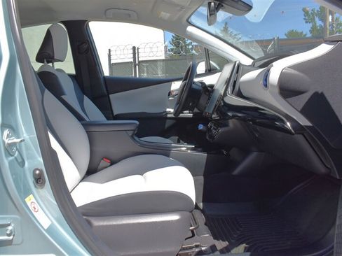 Used 2021 Toyota Prius Limited FWD image 25