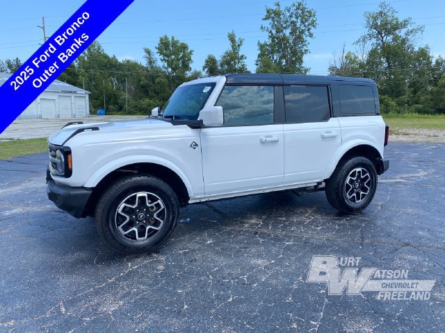 Used 2025 Ford Bronco Outer Banks AWD/4WD image 3