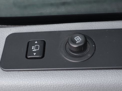 Used 2012 Ford F250 XLT w/ XLT Premium Pkg image 18