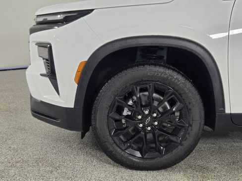 New 2026 Chevrolet Traverse LT w/ Midnight/Sport Edition FWD image 9