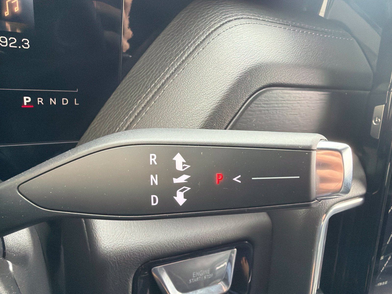 Used 2025 GMC Yukon Denali AWD/4WD image 25