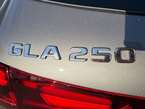 New 2026 Mercedes-Benz GLA 250 4MATIC image 9