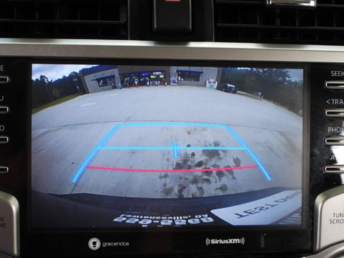 Used 2020 Toyota 4Runner SR5 AWD/4WD image 69