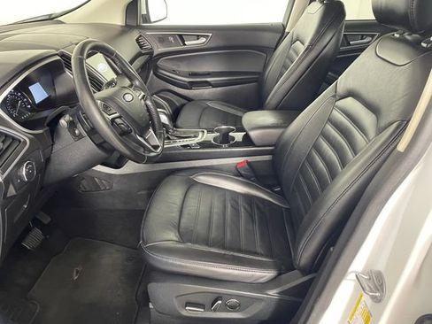 Used 2016 Ford Edge SEL w/ Equipment Group 201A AWD/4WD image 2