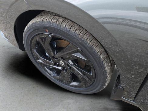 New 2026 Hyundai Elantra SEL Sport Premium FWD image 32