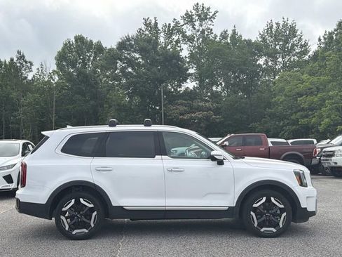 Used 2025 Kia Telluride S AWD/4WD image 11