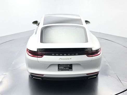 Used 2018 Porsche Panamera 4 image 38