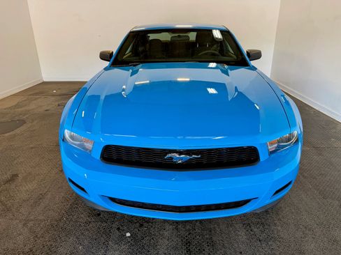Used 2011 Ford Mustang Coupe w/ 101A Rapid Spec Order Code RWD image 3