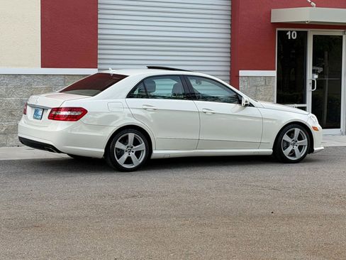 Used 2011 Mercedes-Benz E 350 Sedan image 7