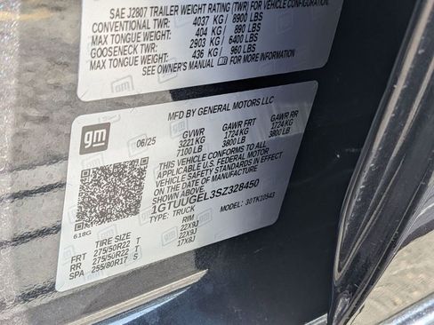 Used 2025 GMC Sierra 1500 Denali AWD/4WD image 41