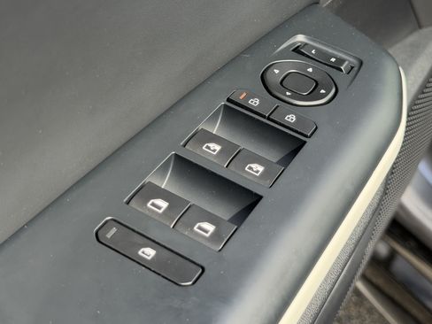 Certified 2025 Kia K4 EX w/ GT-Line Sunroof Package FWD image 14