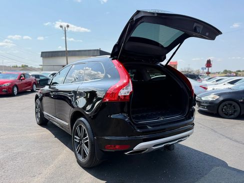 Used 2017 Volvo XC60 T5 Dynamic w/ Preferred Option Package AWD/4WD image 41