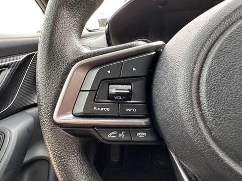 Used 2019 Subaru Crosstrek 2.0i AWD/4WD image 33