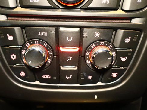 Used 2018 Buick Cascada Sport Touring w/ Dark Effects Package image 21