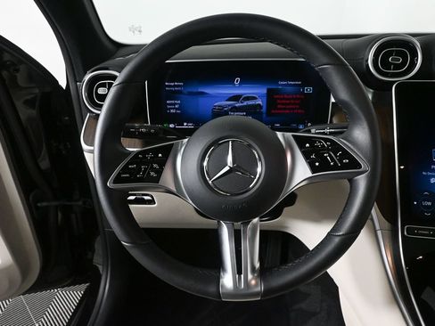 Certified 2024 Mercedes-Benz GLC 300 4MATIC image 2