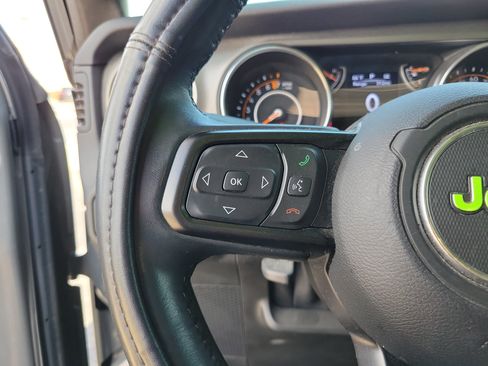 Used 2019 Jeep Wrangler Sport S image 19