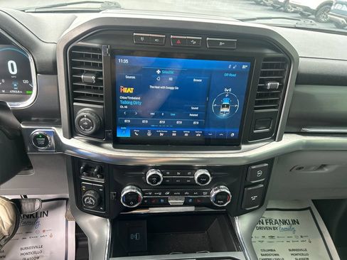 Used 2021 Ford F150 Lariat w/ Equipment Group 502A High AWD/4WD image 15