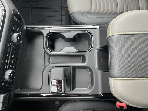 New 2026 Chevrolet Silverado 1500 ZR2 w/ LPO, Dark Essentials Package AWD/4WD image 23