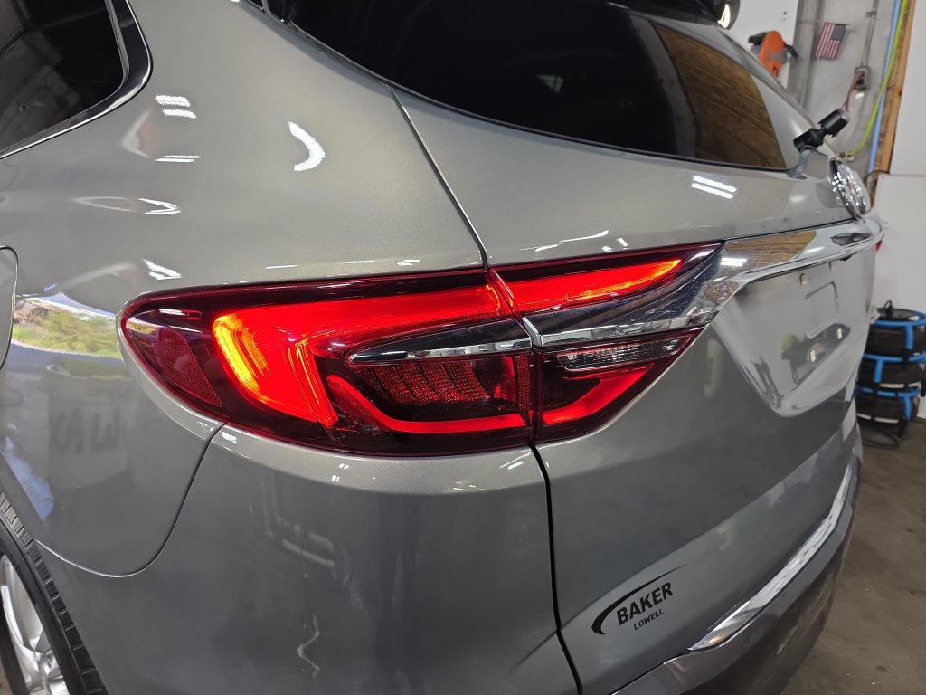 Used 2019 Buick Enclave Premium AWD/4WD image 36
