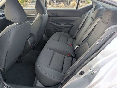 Used 2025 Nissan Altima 2.5 SV FWD image 13