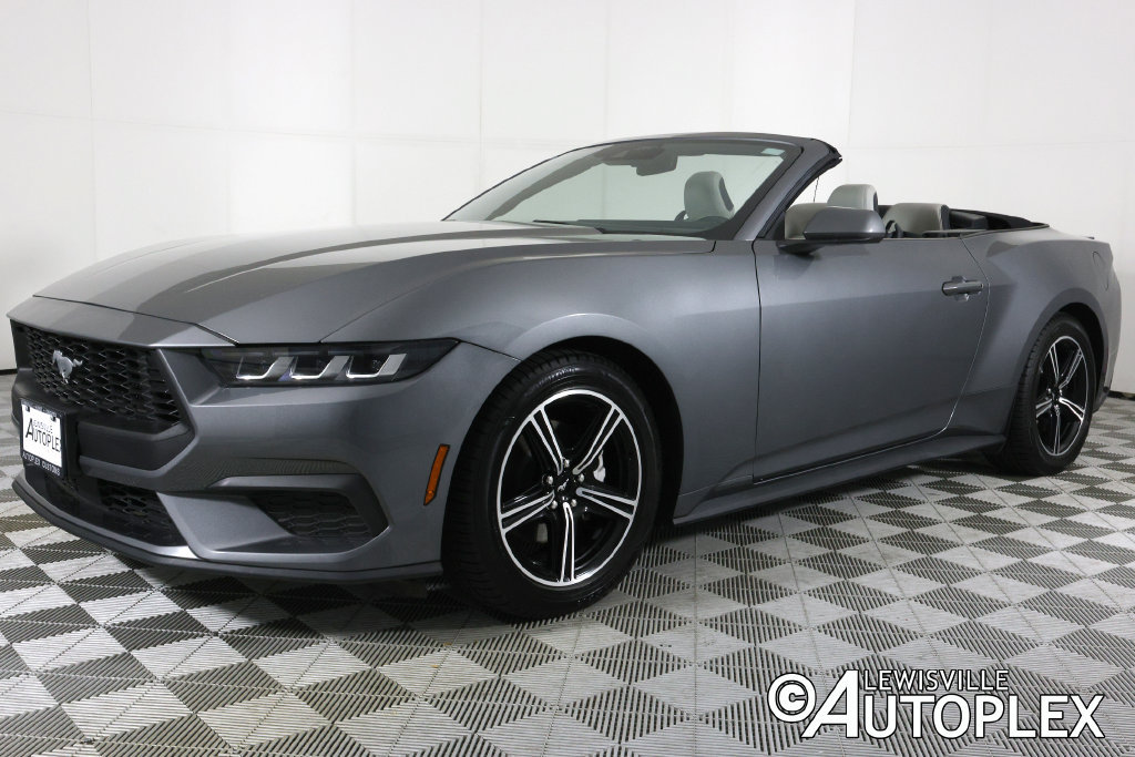 Used 2024 Ford Mustang Premium RWD image 15
