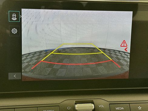 Used 2025 Kia K4 FWD image 22