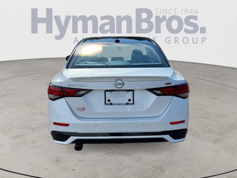Certified 2024 Nissan Sentra SR FWD image 4