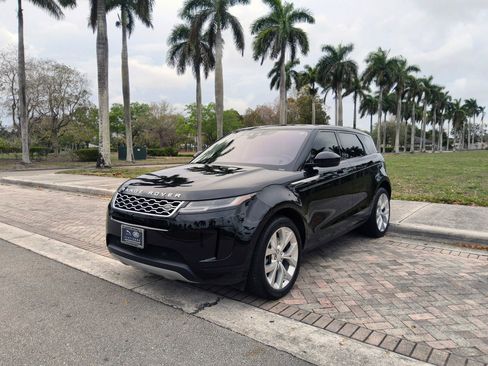 Used 2020 Land Rover Range Rover Evoque SE AWD/4WD image 2