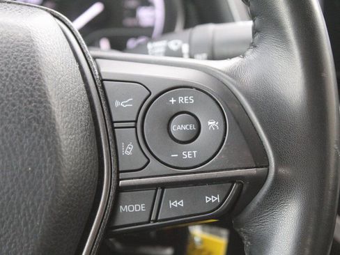 Used 2023 Toyota Camry SE image 33