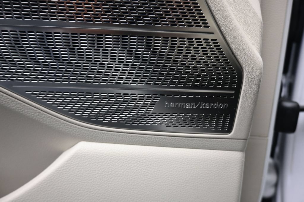 Used 2020 Hyundai Palisade Limited FWD image 11