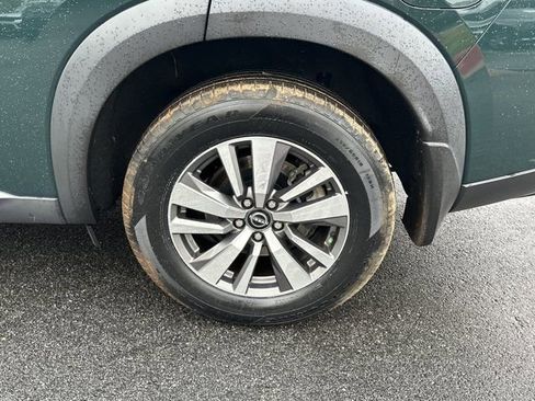 Used 2022 Nissan Pathfinder SL w/ SL Black Package image 21