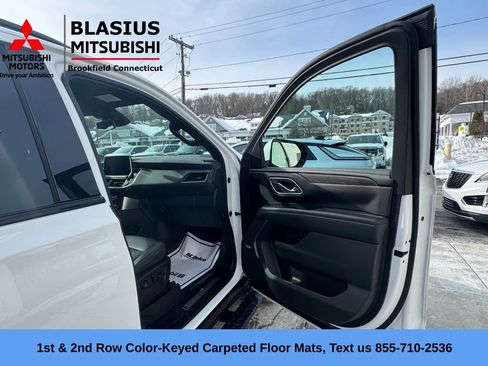 Used 2023 Chevrolet Tahoe Z71 w/ Luxury Package AWD/4WD image 40