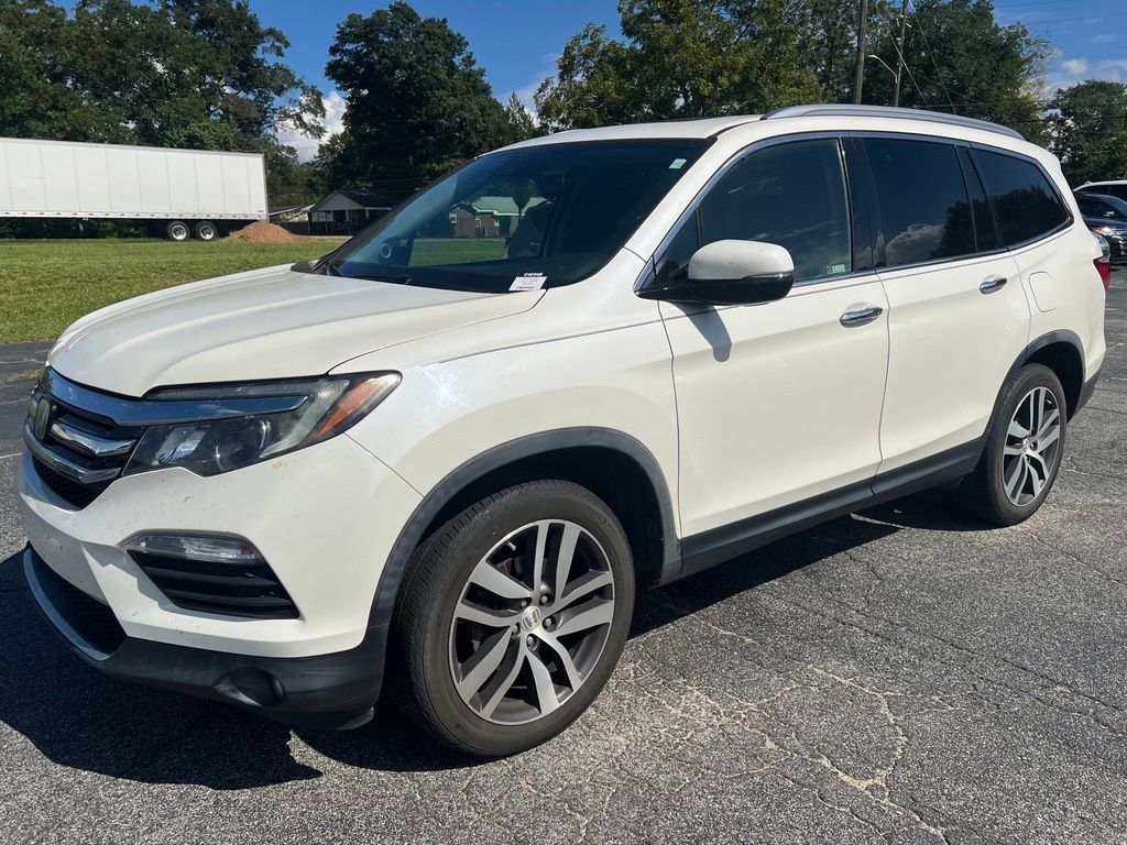 Used 2018 Honda Pilot Touring image 19